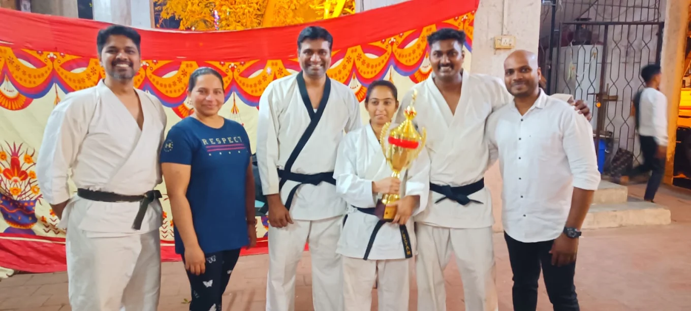 Instructors with Trophy Winner